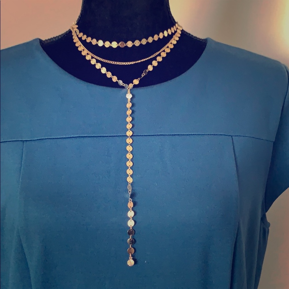 Beautiful Gold and Rhinestone Necklace
